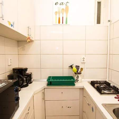 B - Bastion Apartment *